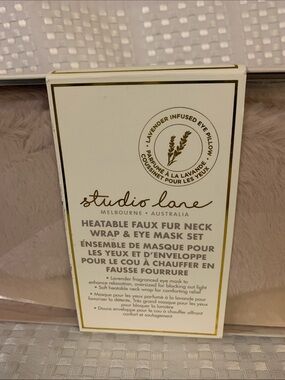 Studio Lane Heatable Faux Fur Neck Wrap & Eye Mask Set - Blush tone. New.